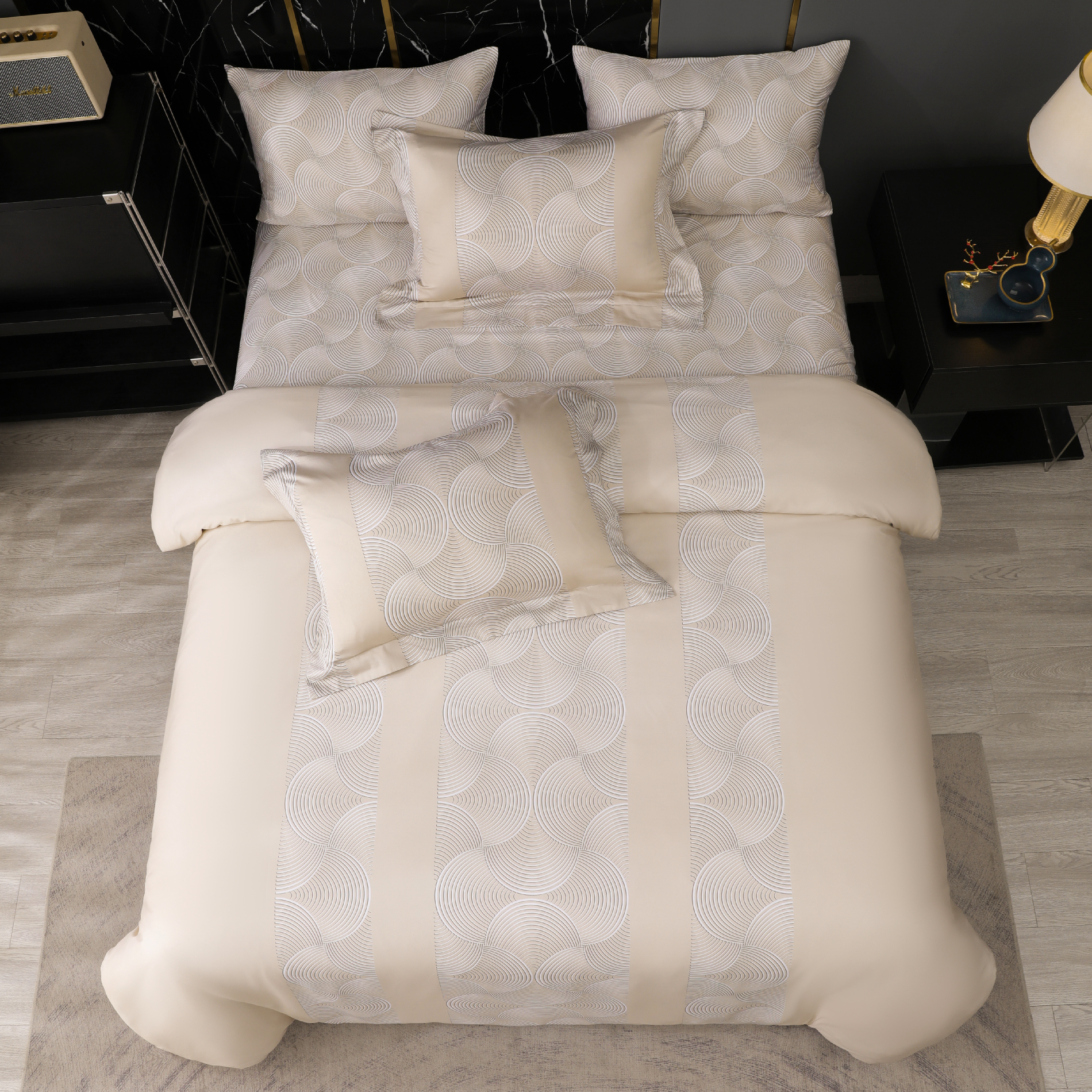 Liora Bed Linen Set