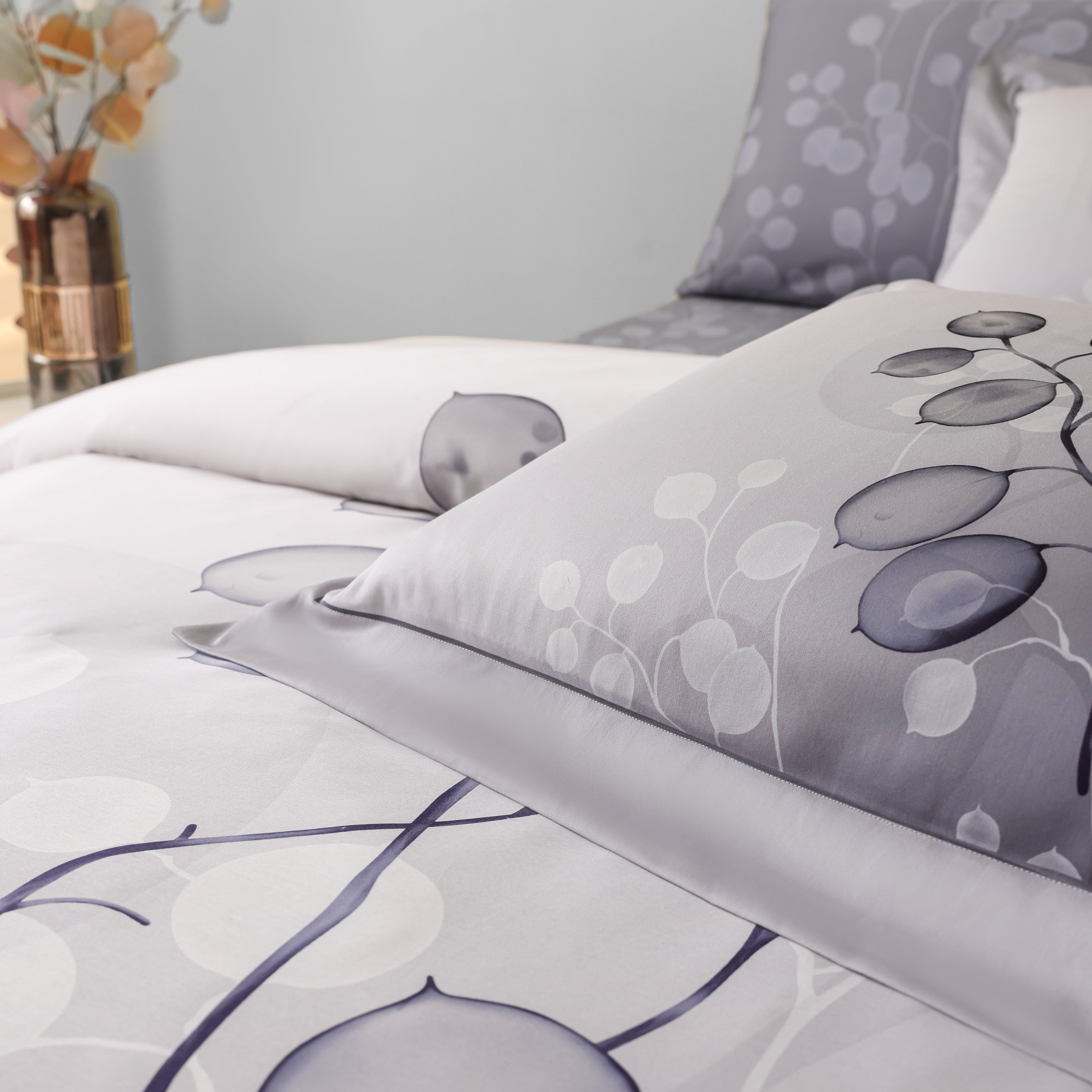 Caprice Bed Linen Set