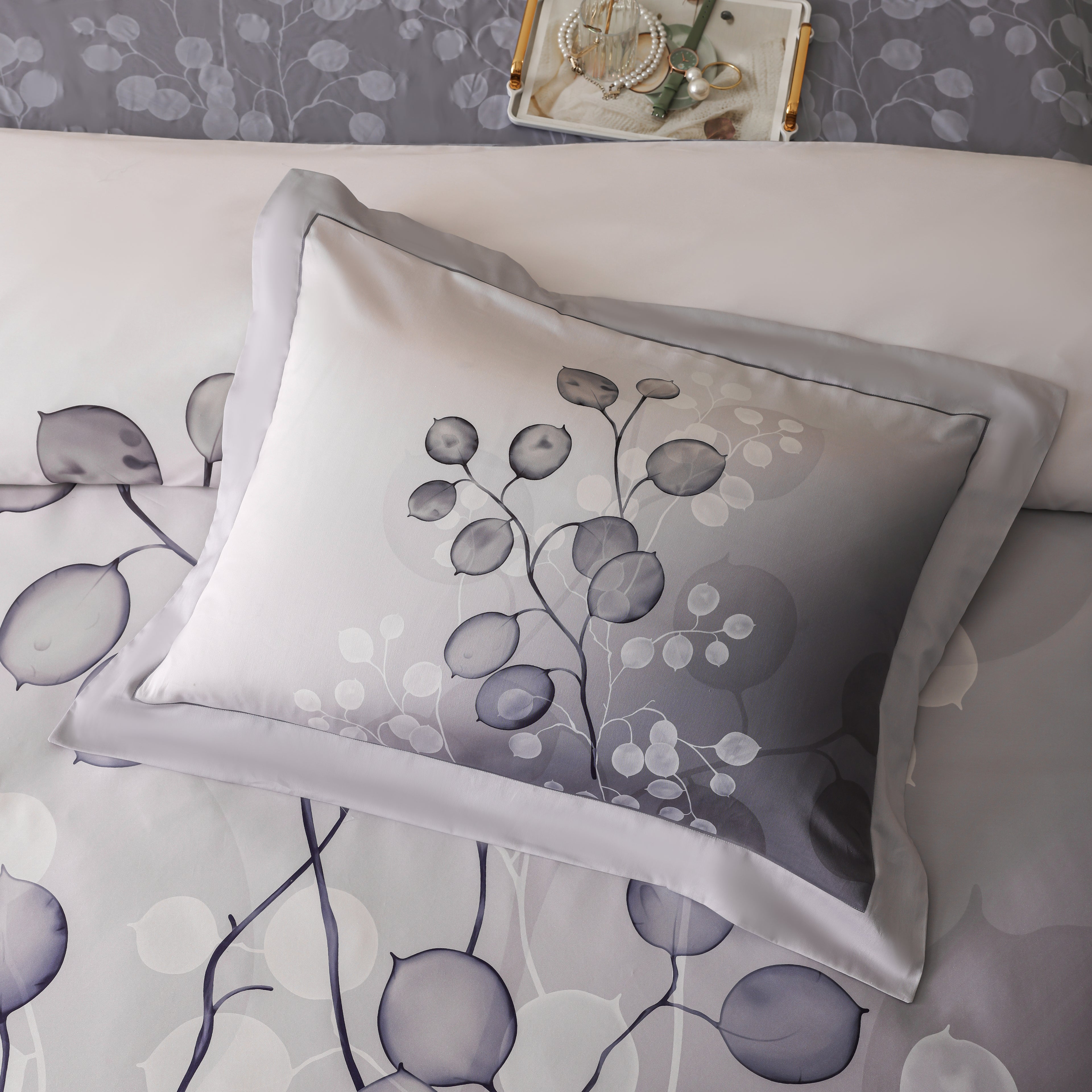 Caprice Bed Linen Set