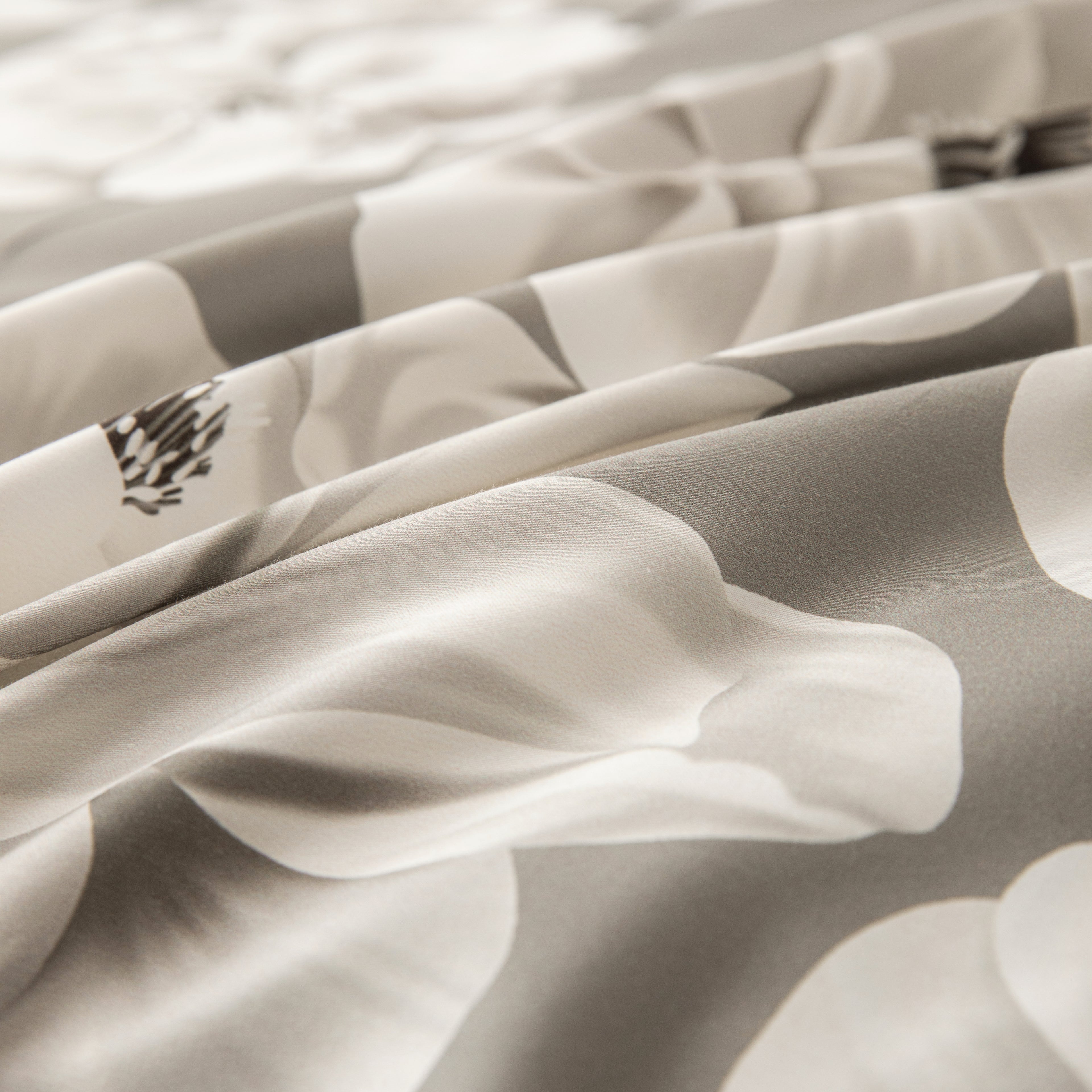 Diamante Bed Linen Set