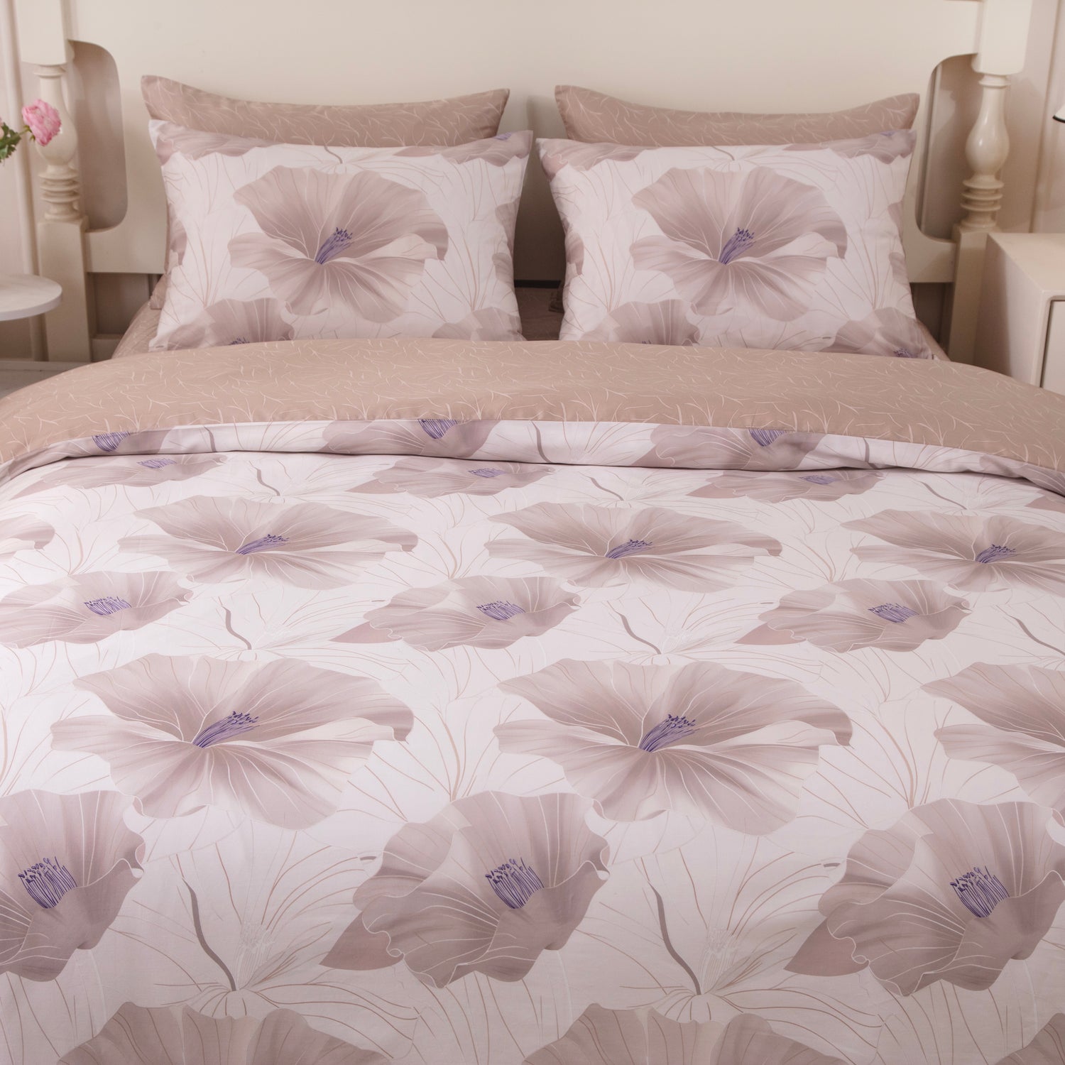 Luna Petals Bed Linen Set