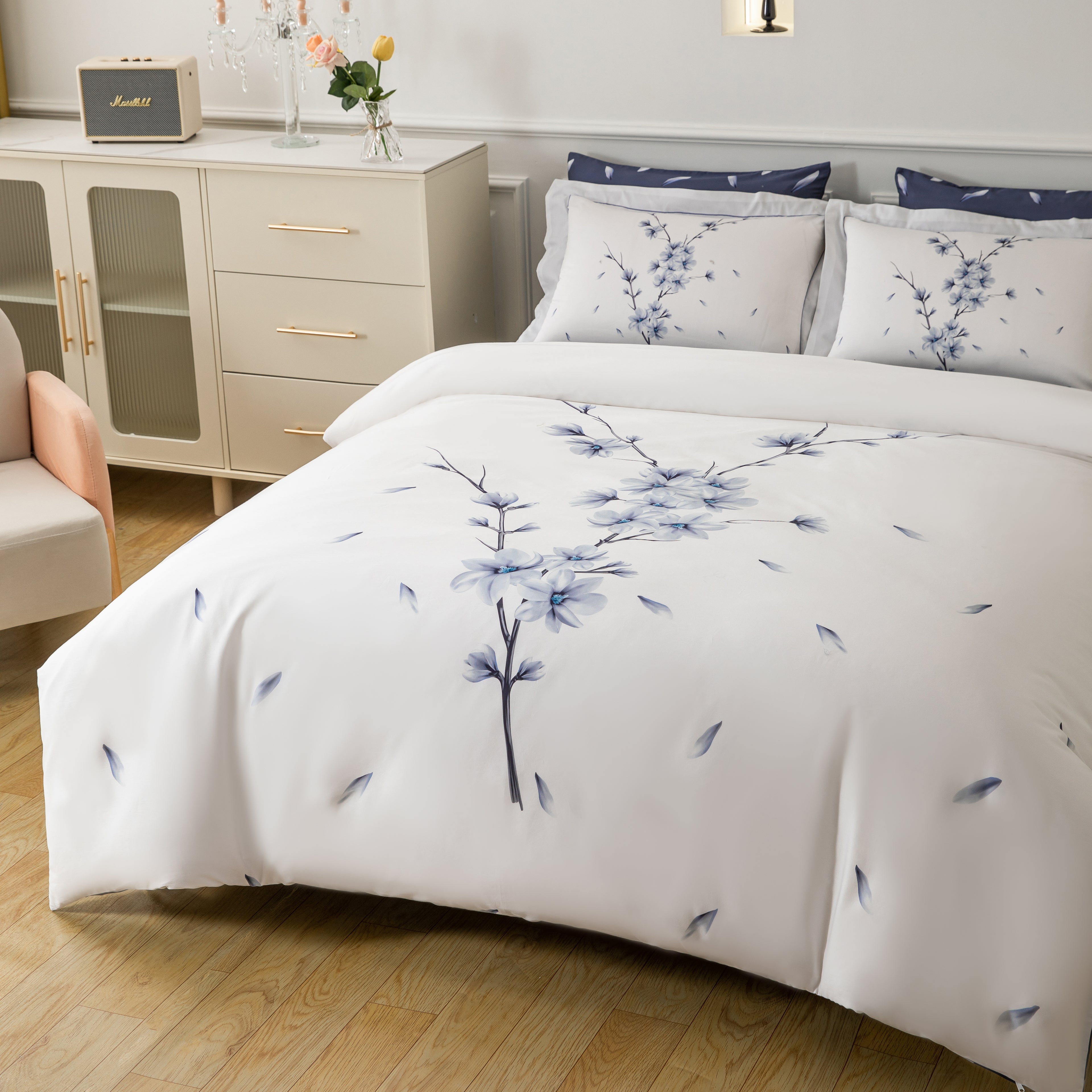 Winter Blossom Bed Linen Set