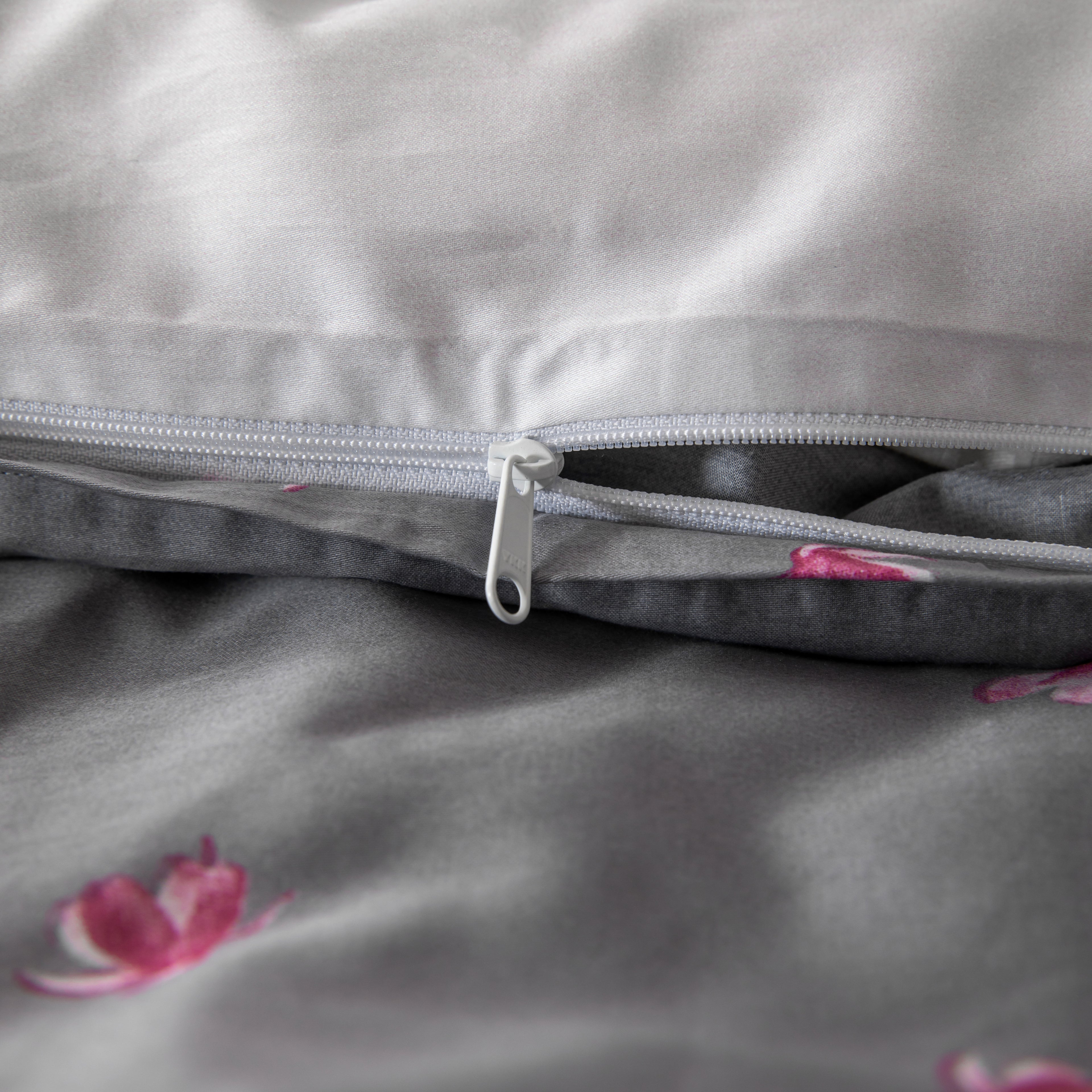 Pink Magnolias Linen Set