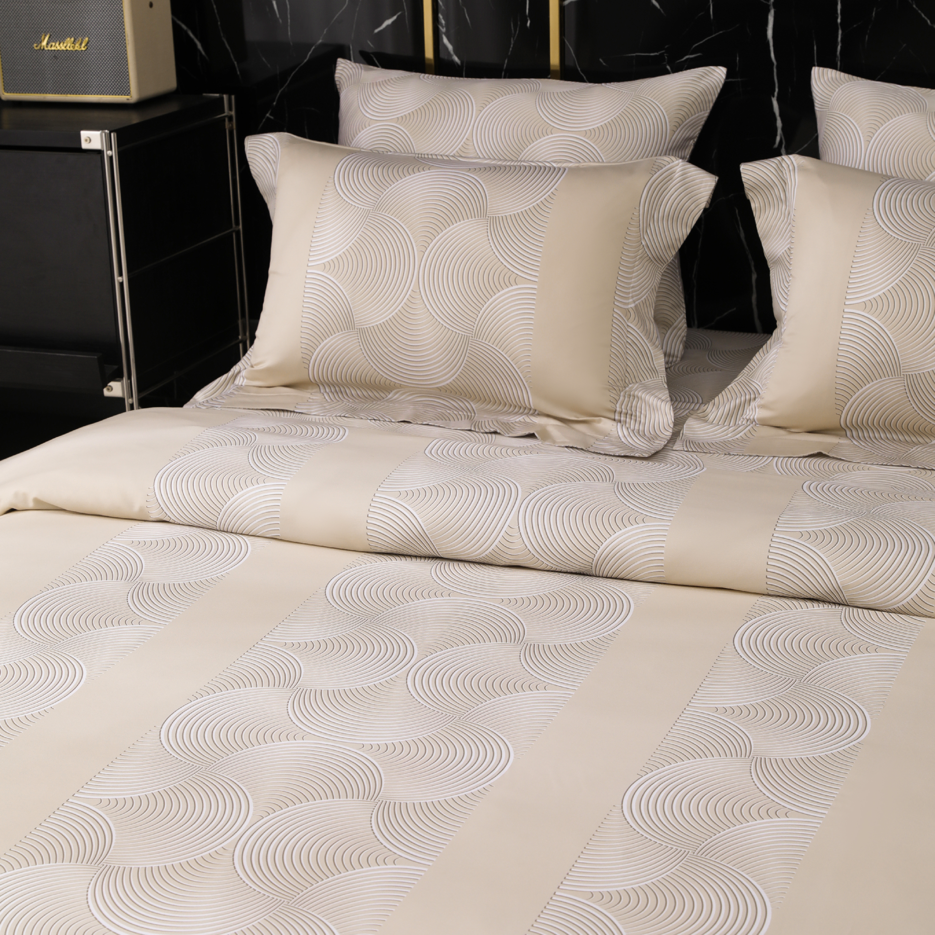 Liora Bed Linen Set