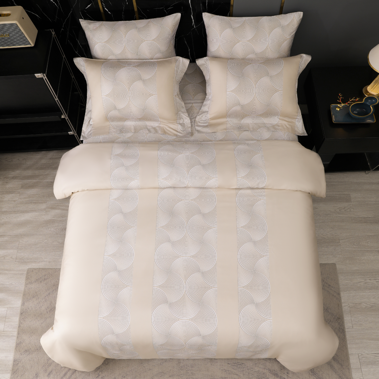 Liora Bed Linen Set