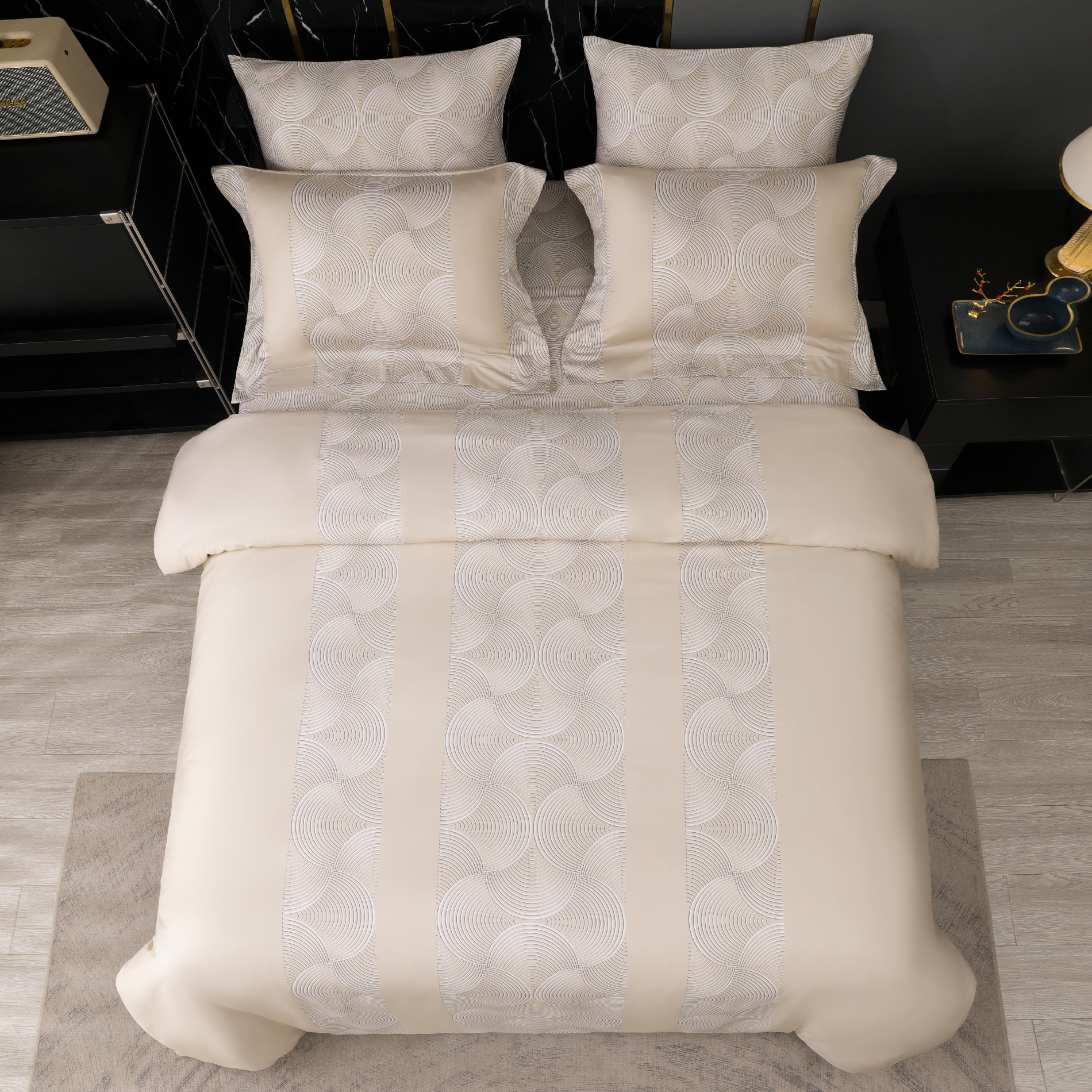 Liora Bed Linen Set