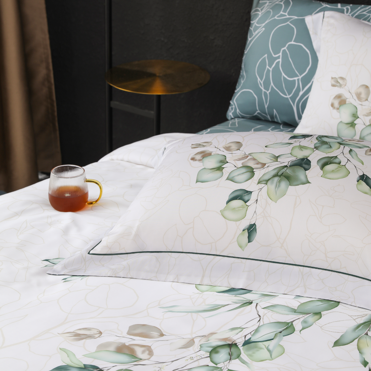 Amara Bed Linen Set