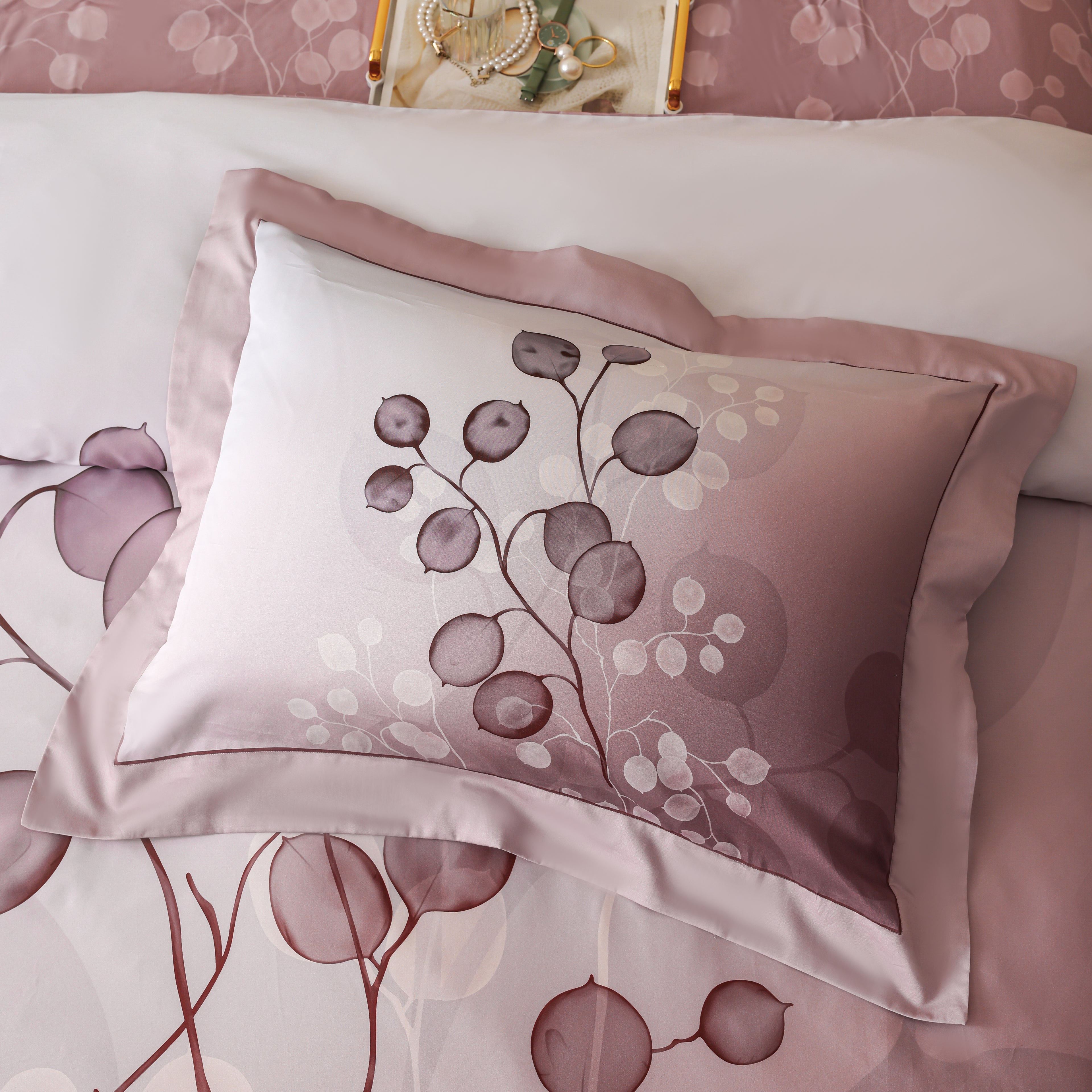 Caprice Bed Linen Set