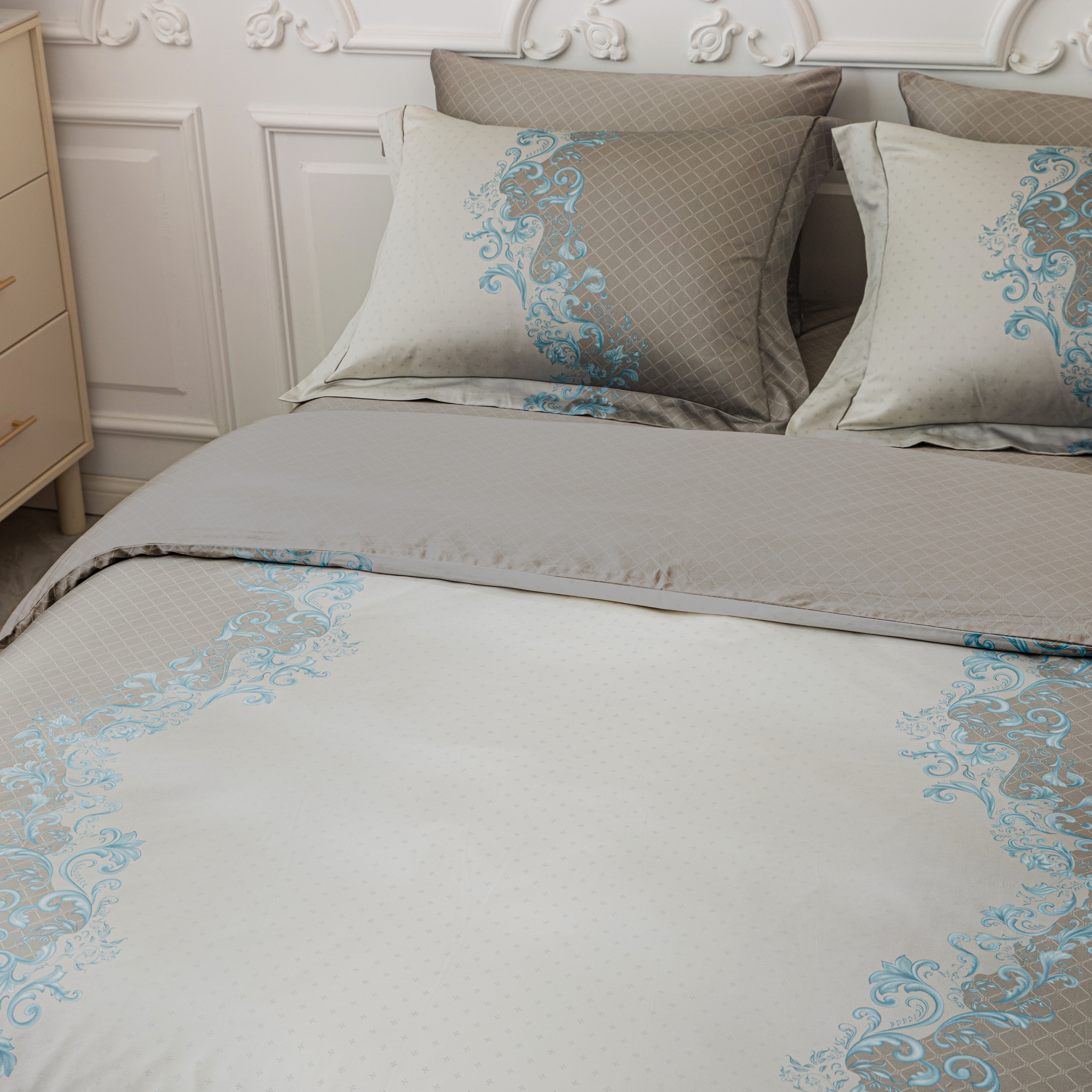 Regina Bed Linen Set