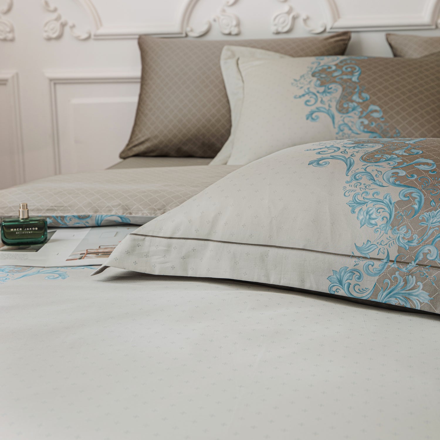 Regina Bed Linen Set