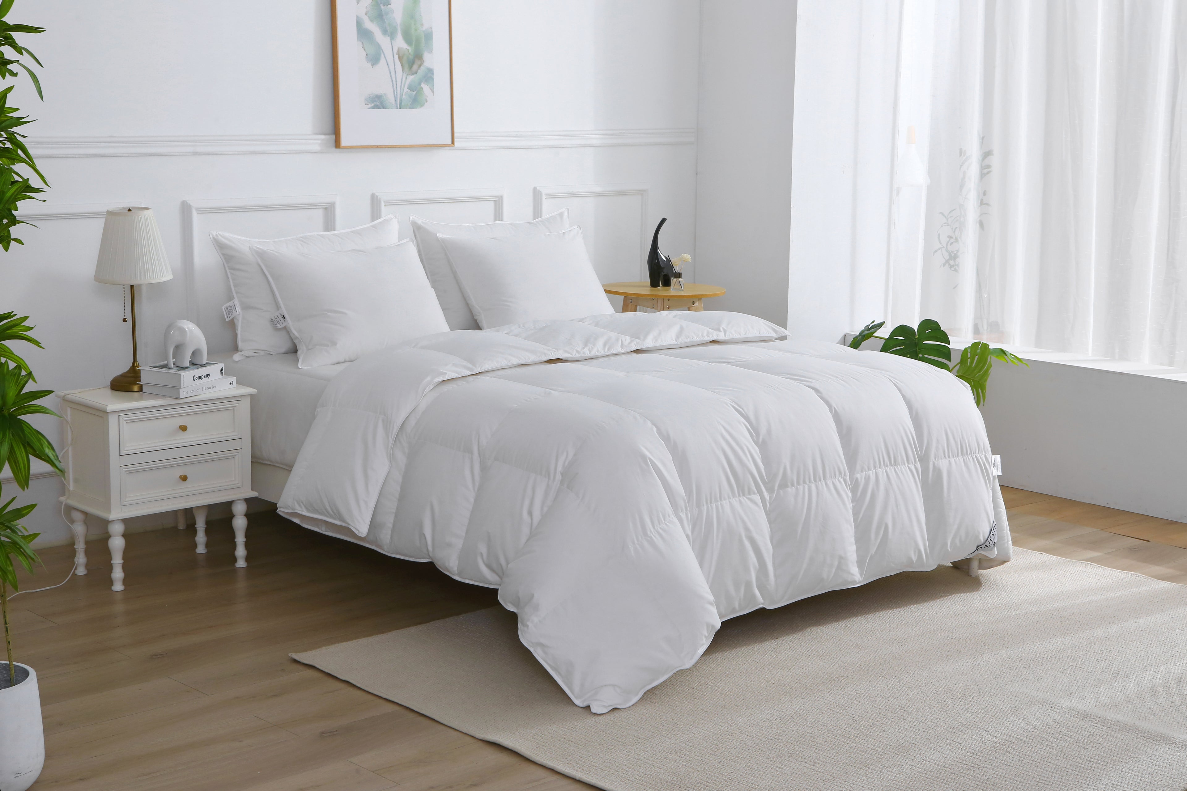 Majestic - Mongolian Down Comforter - 700+ Fill