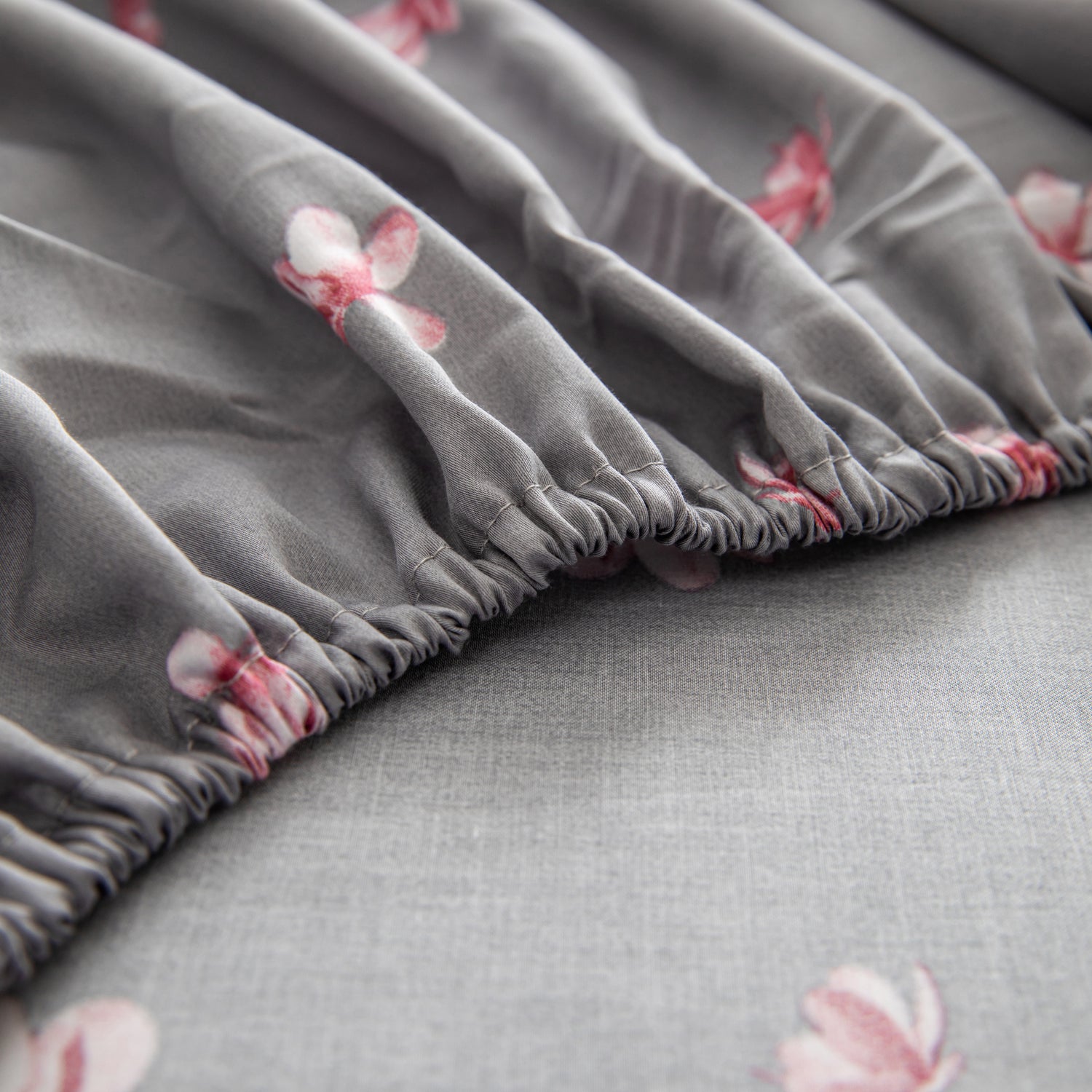 Pink Magnolias Linen Set