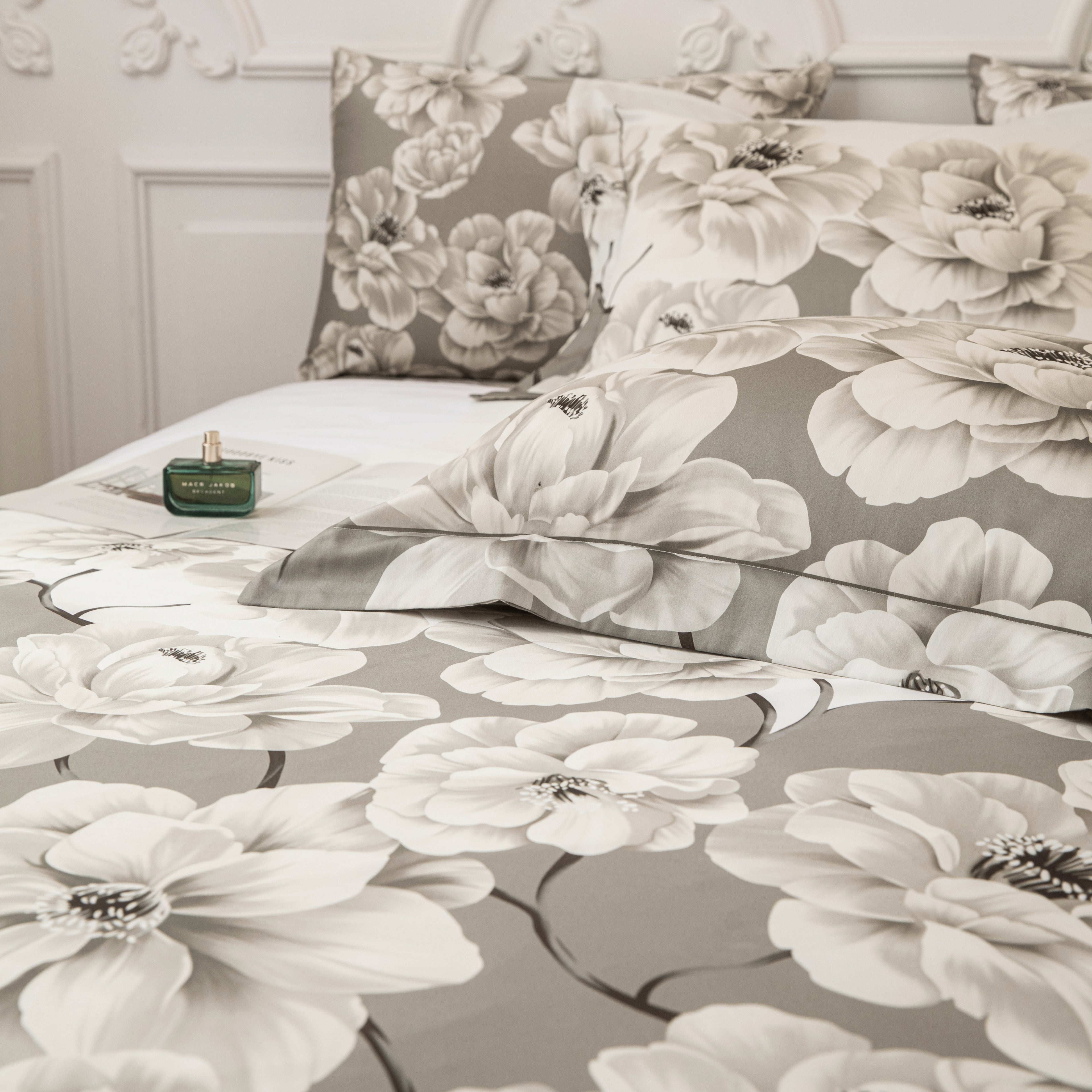 Diamante Bed Linen Set